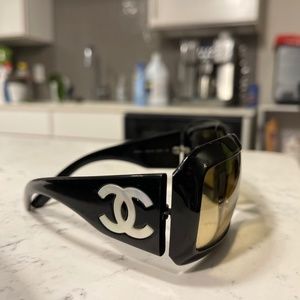 Chanel sunglasses